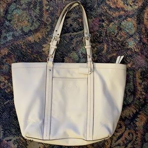 White Coach “East/West” Gallery Tote w/Pink lining